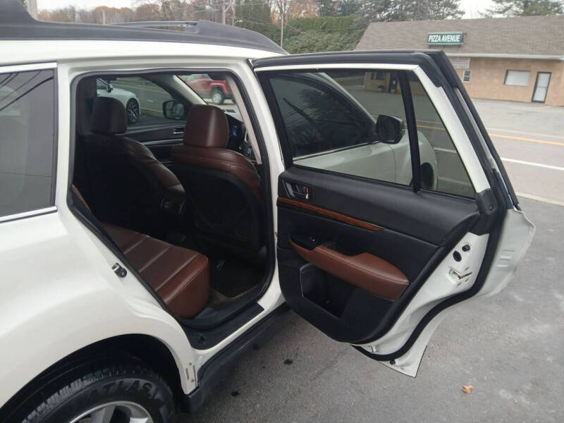 2014 Subaru Outback 3.6R Limited