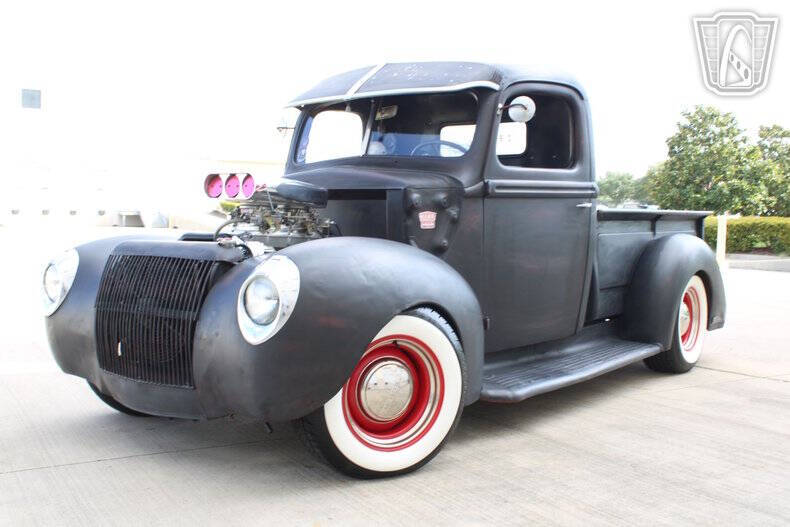 1947 Ford F-100