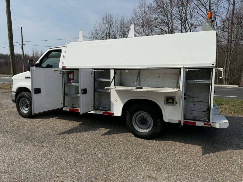 2015 Ford E-Series E-350 SD