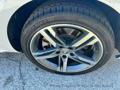 2017 Audi A4 2.0T quattro Premium Plus