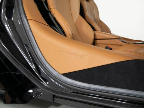 2023 McLaren GT