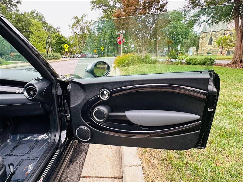 2009 MINI Cooper John Cooper Works