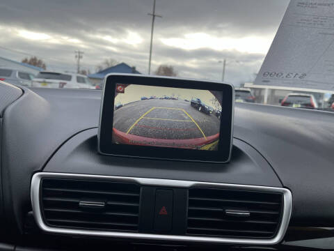 2016 Mazda MAZDA3 i Touring