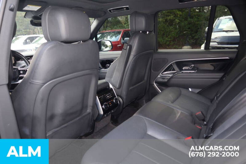 2023 Land Rover Range Rover P400 SE