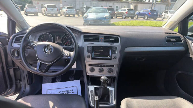 2015 Volkswagen Golf