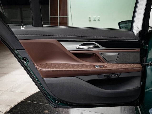 2022 BMW 7 Series ALPINA B7 xDrive