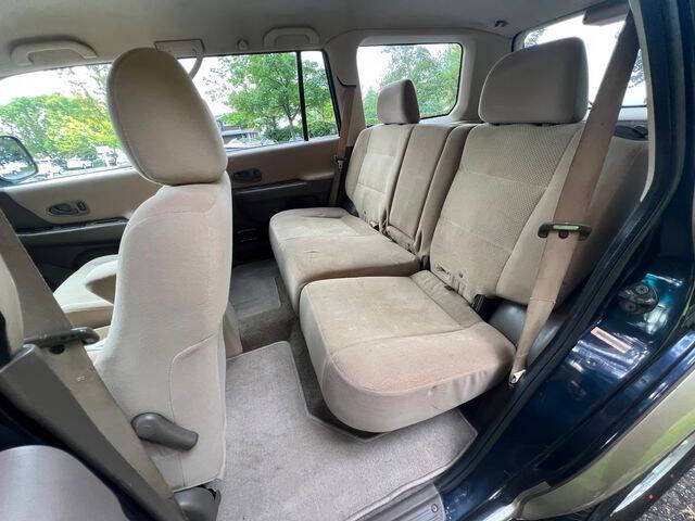 2004 Mitsubishi Montero Sport XLS