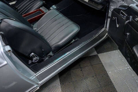 1970 Mercedes-Benz 280-Class