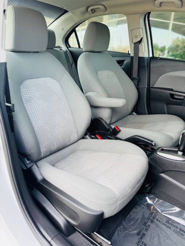 2017 Chevrolet Sonic LS Auto