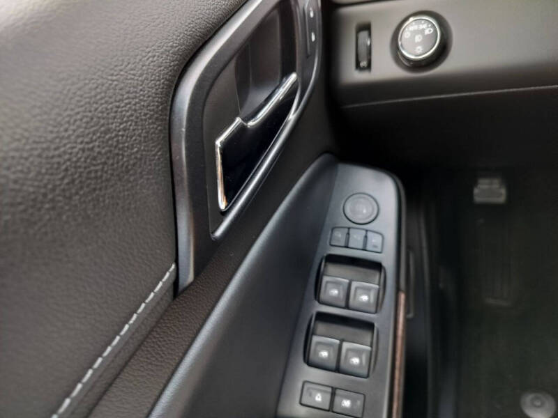 2017 GMC Yukon SLT