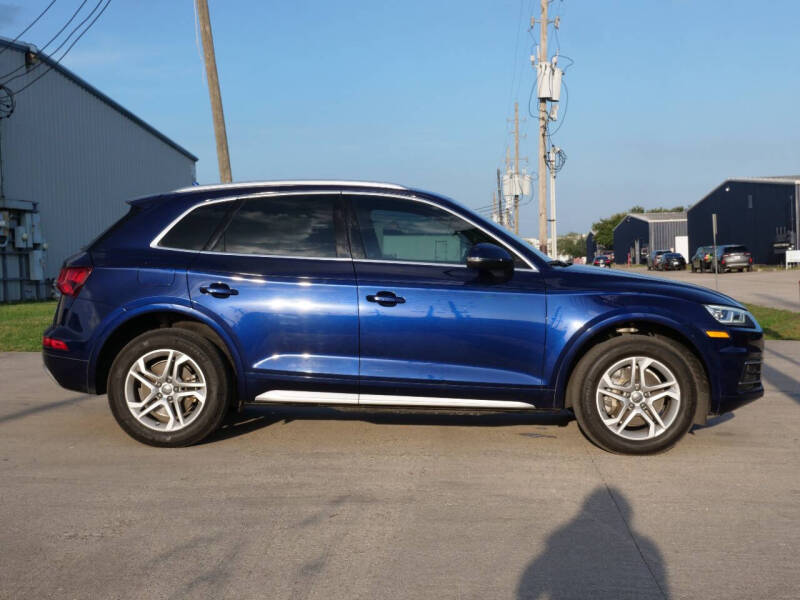 2018 Audi Q5 2.0T quattro Premium Plus