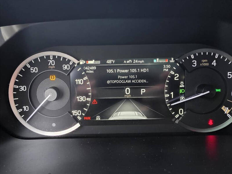 2023 Land Rover Defender 110 X-Dynamic SE