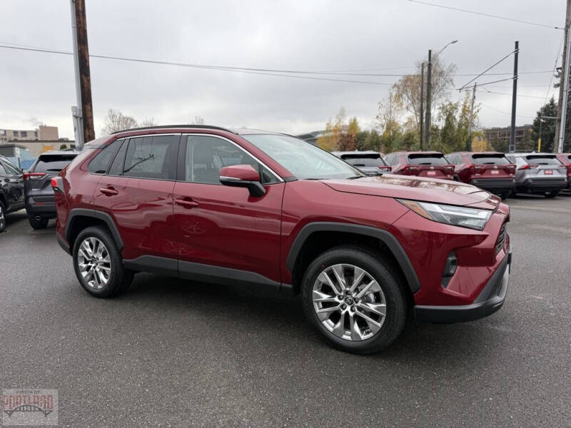 2025 Toyota RAV4 XLE Premium