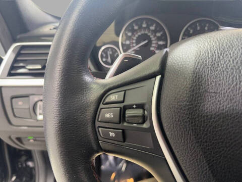 2018 BMW 3 Series 330i