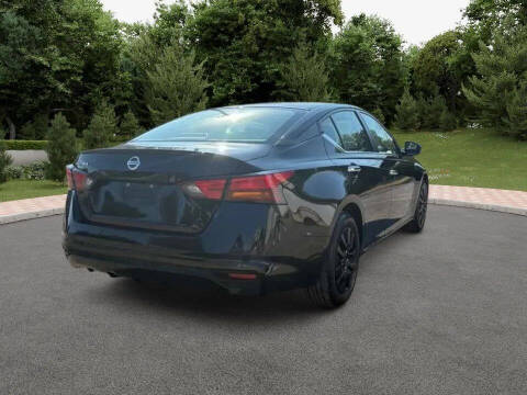 2022 Nissan Altima 2.5 S