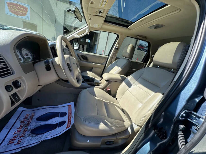 2005 Ford Escape XLT