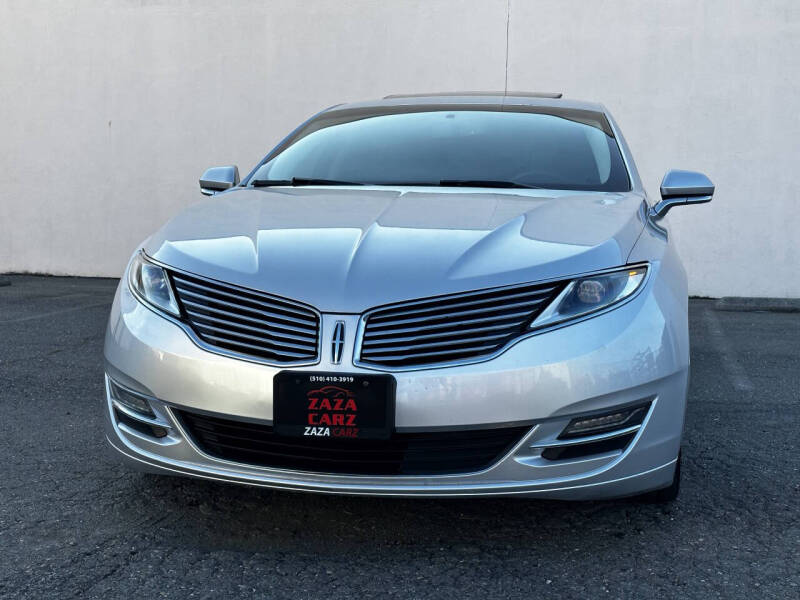 2015 Lincoln MKZ Hybrid's photo