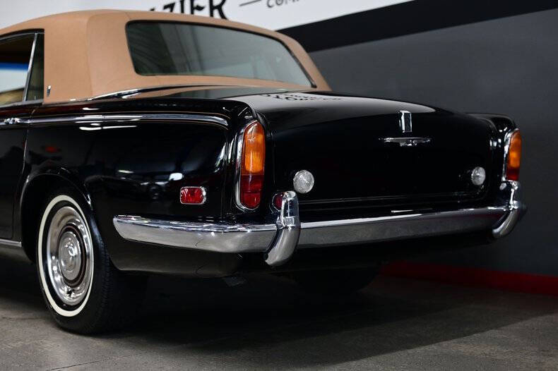 1972 Rolls-Royce SILVER CLOUD LWB