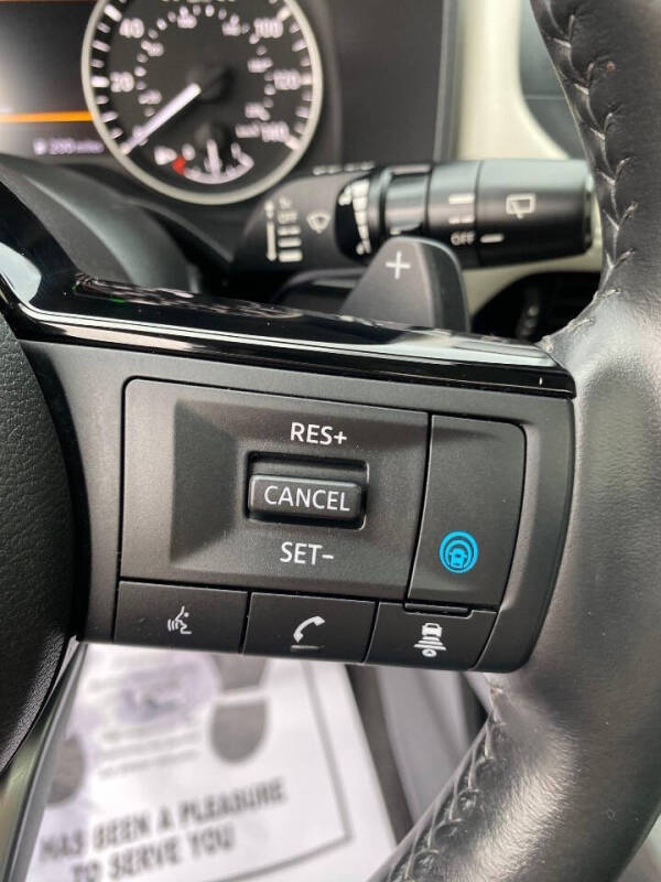 2023 Nissan Rogue SV