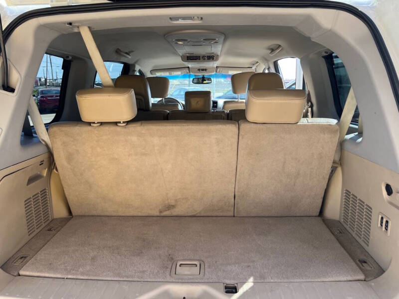 2012 Nissan Armada SV