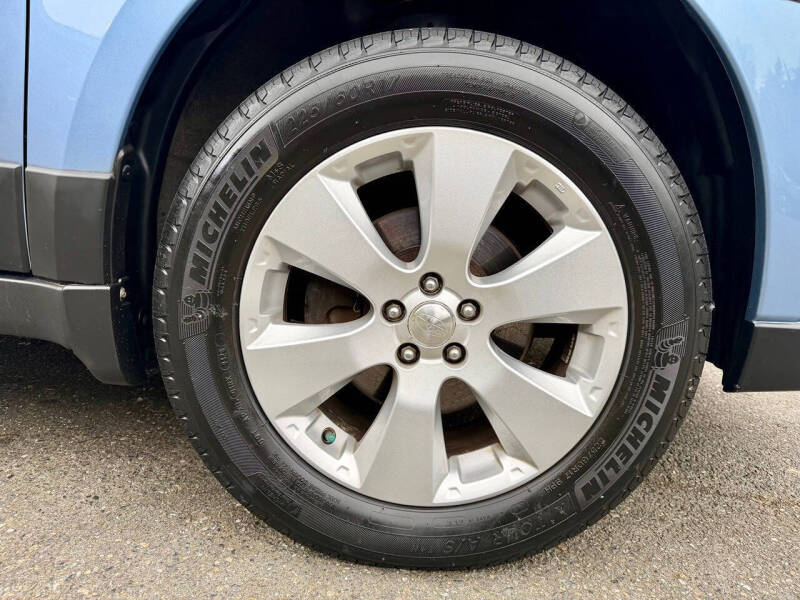 2011 Subaru Outback 2.5i Limited