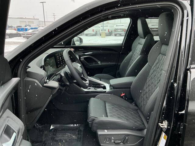 2025 Audi SQ5 quattro Premium Plus TFSI