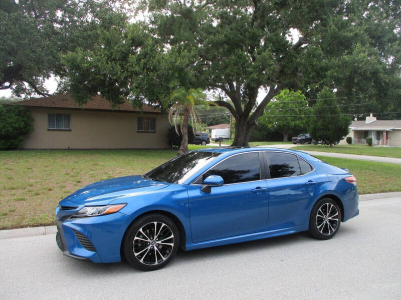 2018 Toyota Camry SE