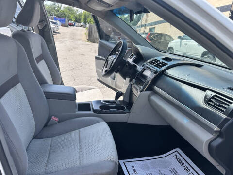 2013 Toyota Camry LE