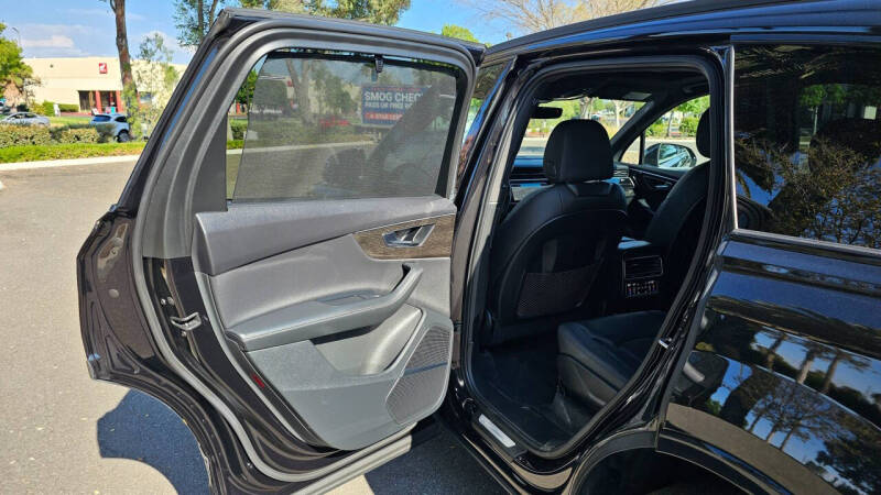 2021 Audi Q7 quattro Premium Plus 55 TFSI