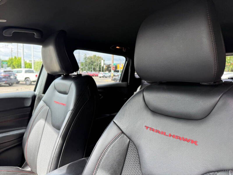 2025 Jeep Compass Trailhawk