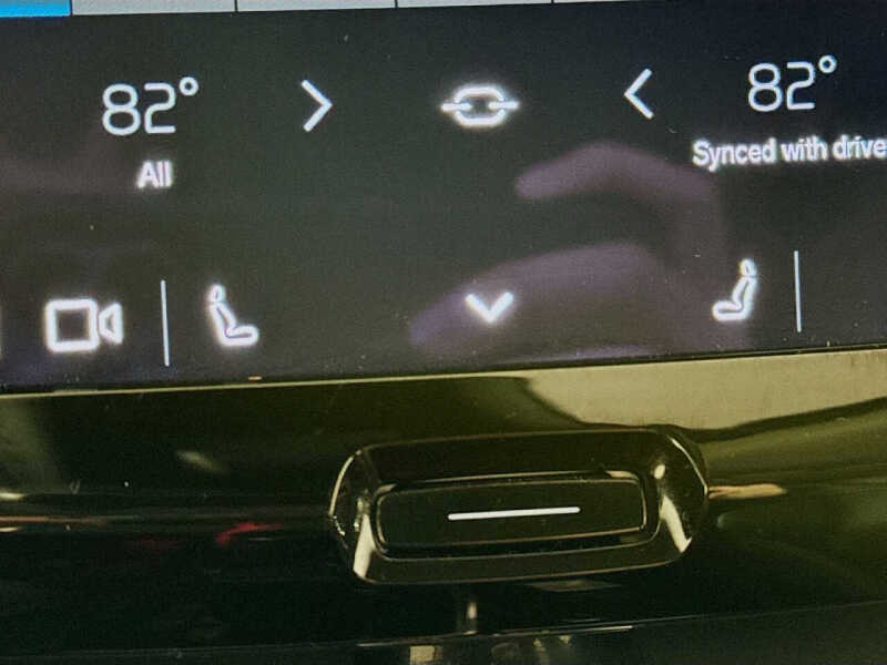 2023 Volvo XC60 B5 Core