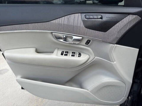 2022 Volvo XC90 Recharge T8 Inscription 6P