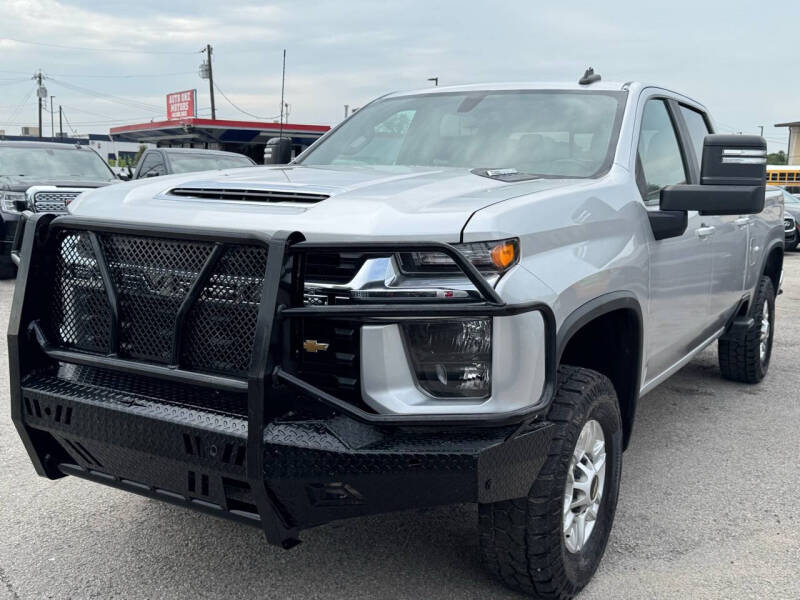 Used 2022 Chevrolet Silverado 2500HD LT with VIN 1GC4YNE77NF290190 for sale in Garland, TX