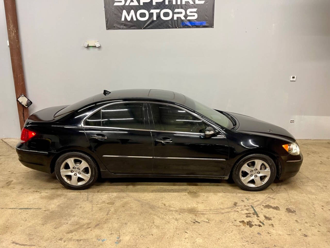 2005 Acura RL for sale at Sapphire Motors in Gurnee, IL