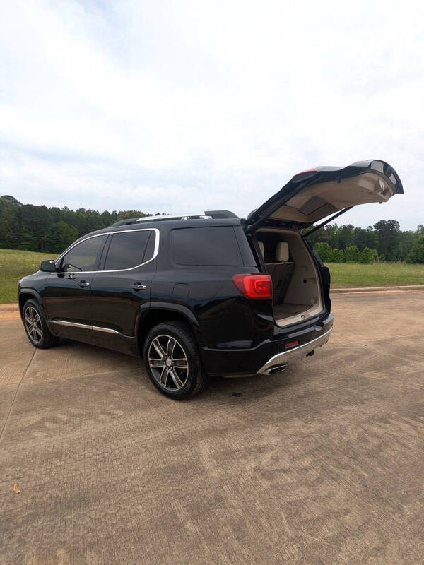 2017 GMC Acadia Denali