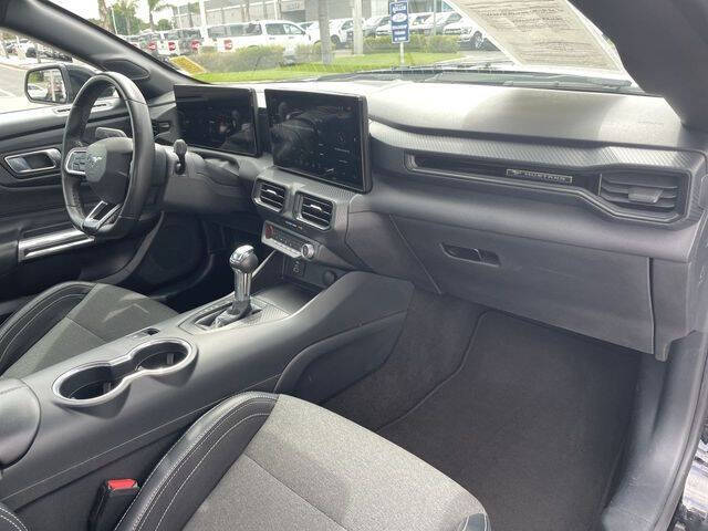 2024 Ford Mustang EcoBoost