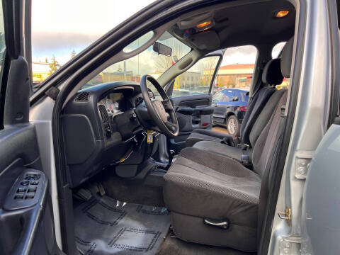 2005 Dodge Ram 2500 SLT