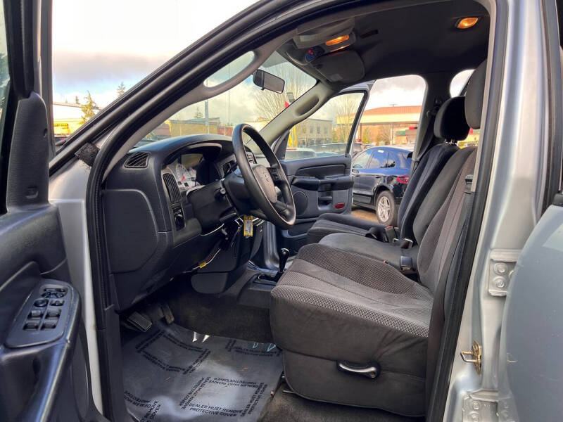 2005 Dodge Ram 2500 SLT