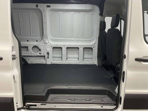 2025 Ford Transit 250