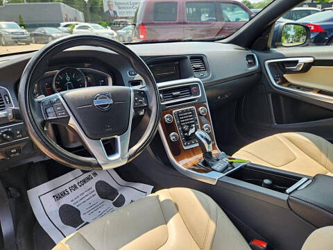 2015 Volvo S60 T6 Drive-E Premier Plus