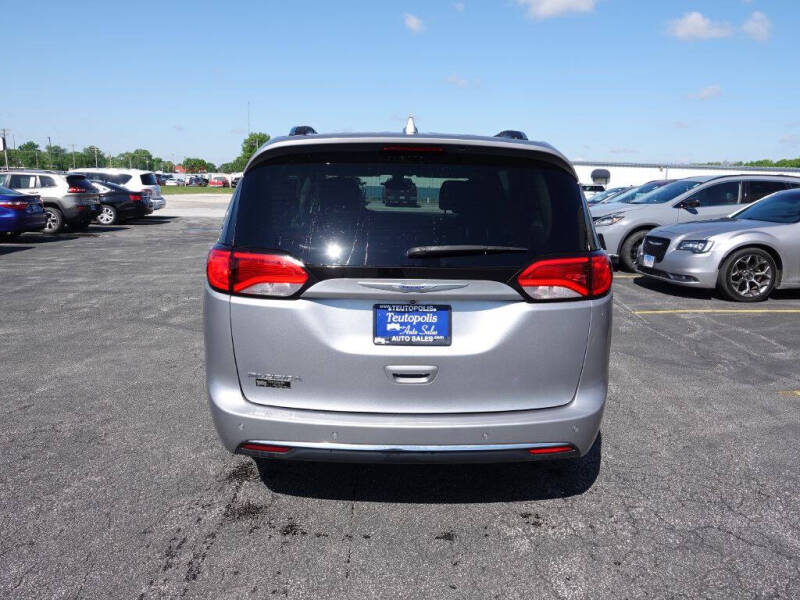 2019 Chrysler Pacifica Touring L