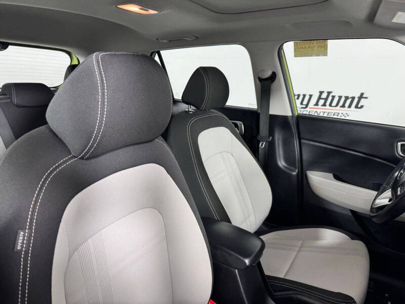 2024 Hyundai Venue SEL