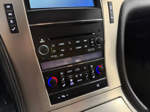 2013 Cadillac Escalade Platinum Edition