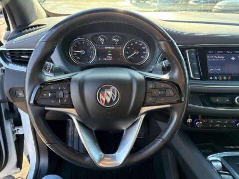 2023 Buick Enclave Essence