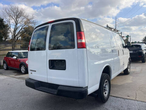 2018 Chevrolet Express 2500
