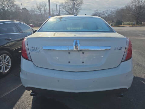 2012 Lincoln MKS
