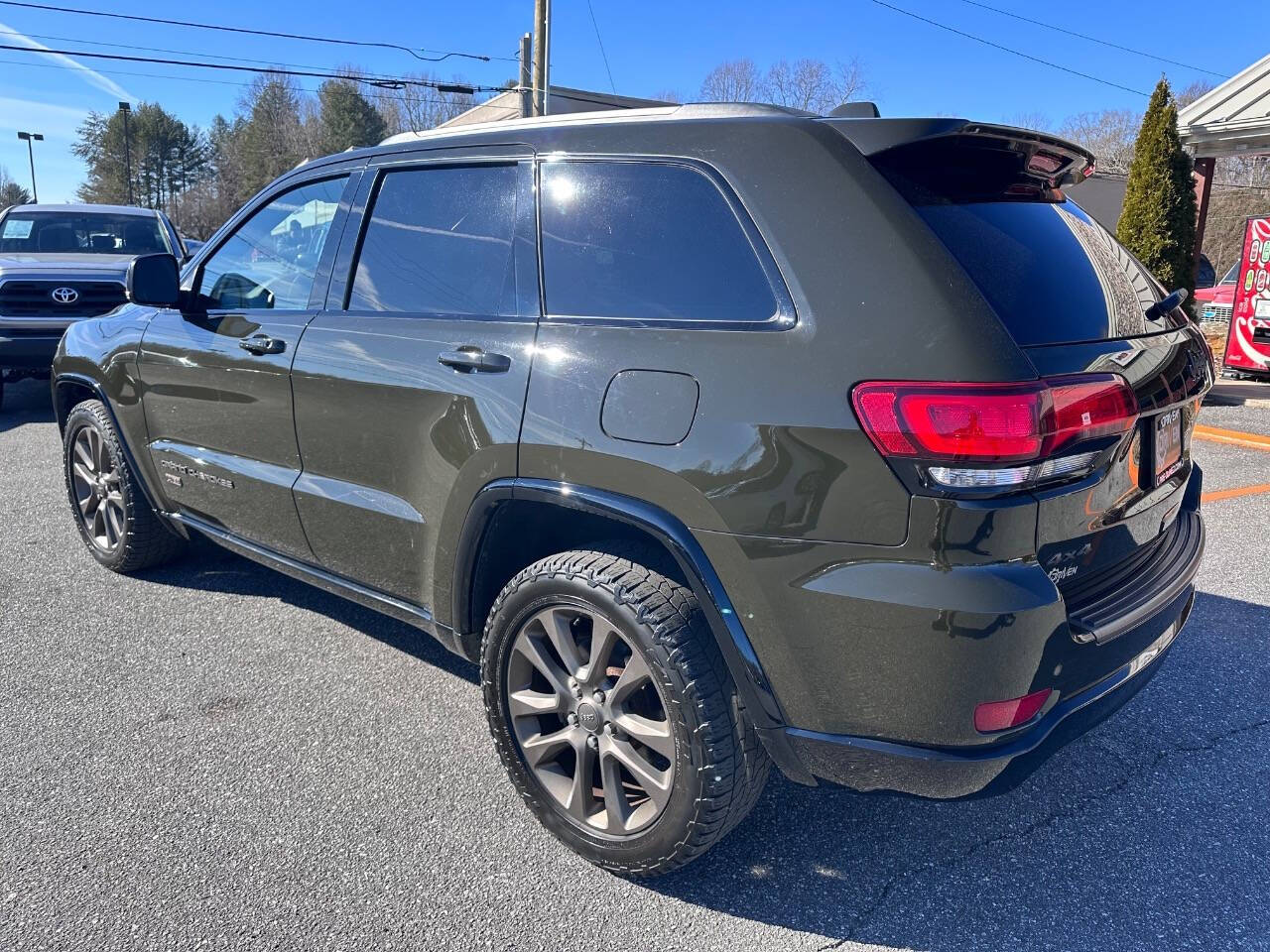 2016 Jeep Grand Cherokee for sale at Driven Pre-Owned in Lenoir, NC