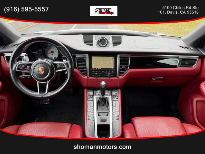 2015 Porsche Macan S