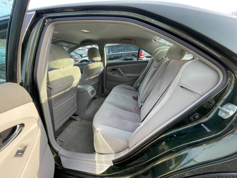 2010 Toyota Camry LE