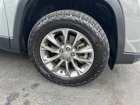 2020 Jeep Cherokee Latitude Plus